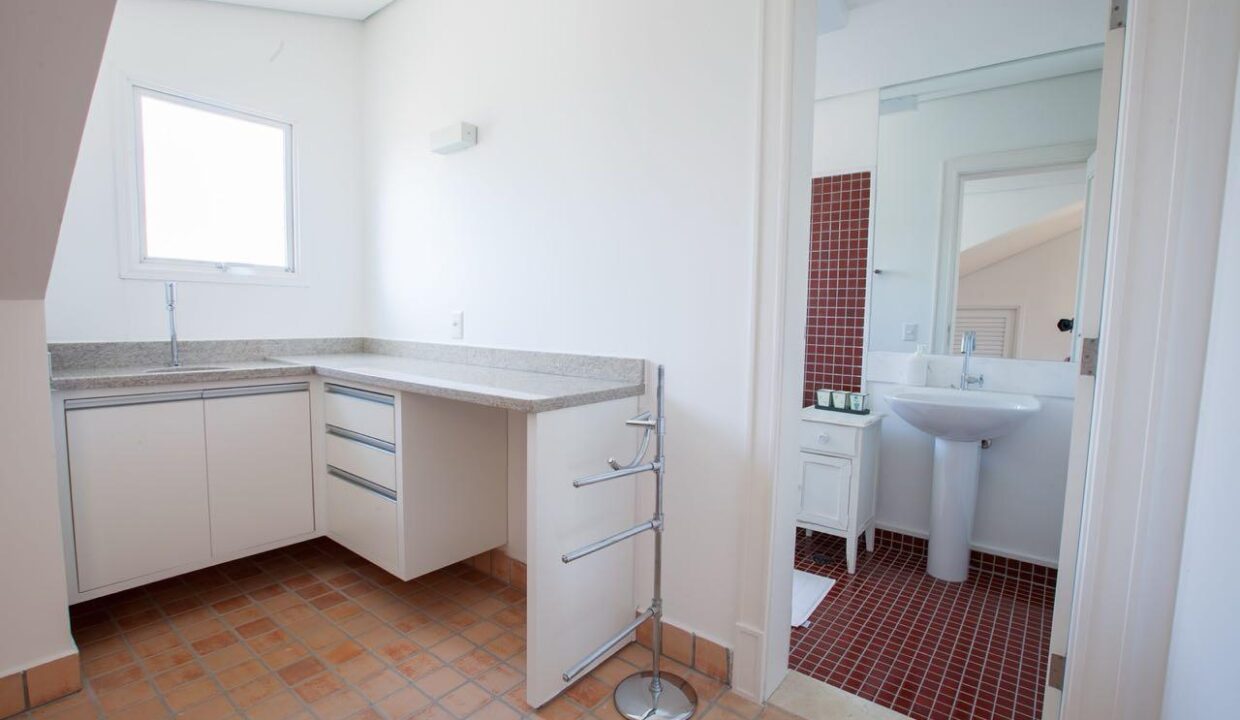 PHOTO-2025-11-29-20-11-12(33)