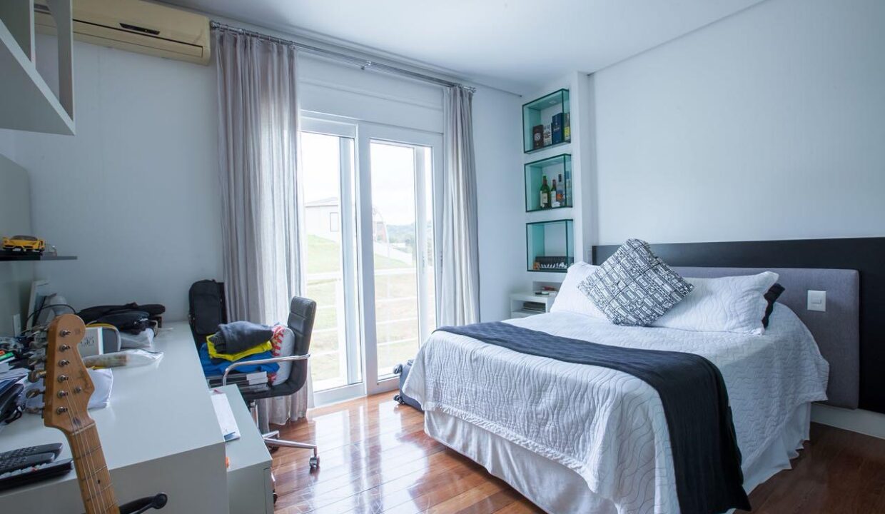 PHOTO-2025-11-29-20-11-12(36)