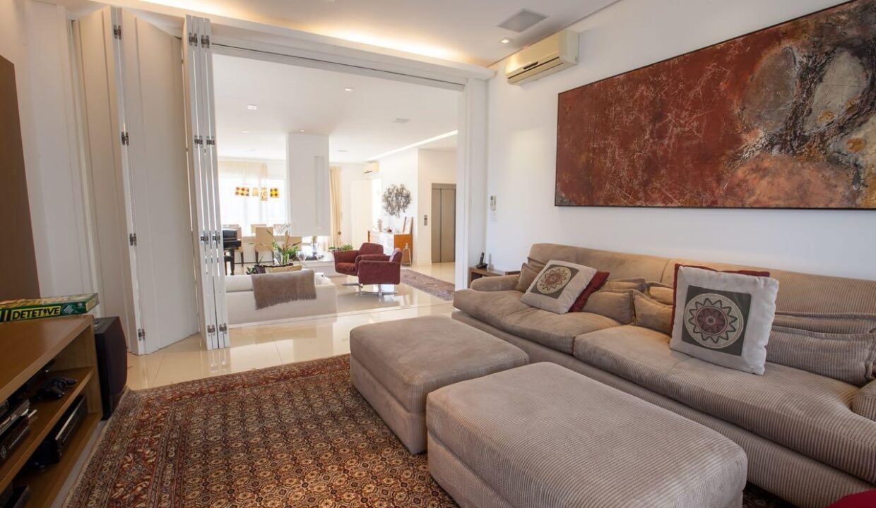 PHOTO-2025-11-29-20-11-12(39)