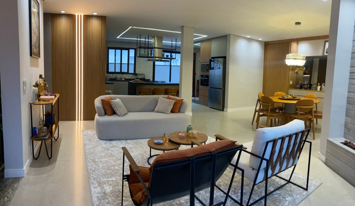 PHOTO-2025-12-07-20-43-28(17)