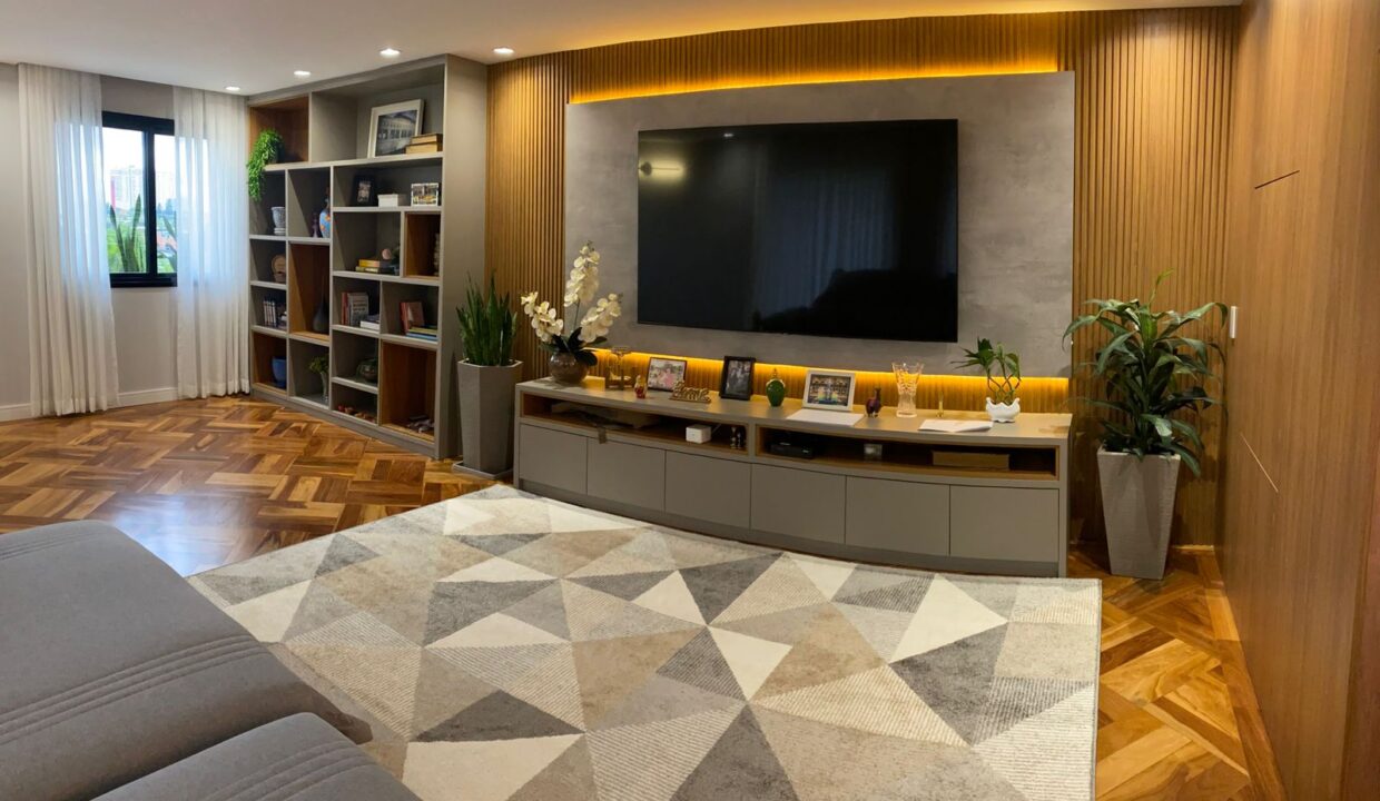 PHOTO-2025-12-07-20-43-28(2)