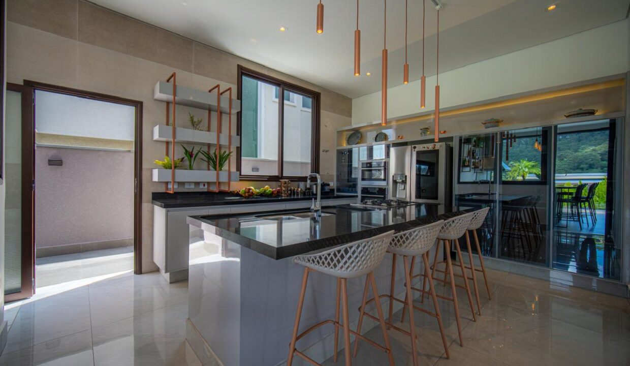 PHOTO-2025-12-09-22-42-08(1)