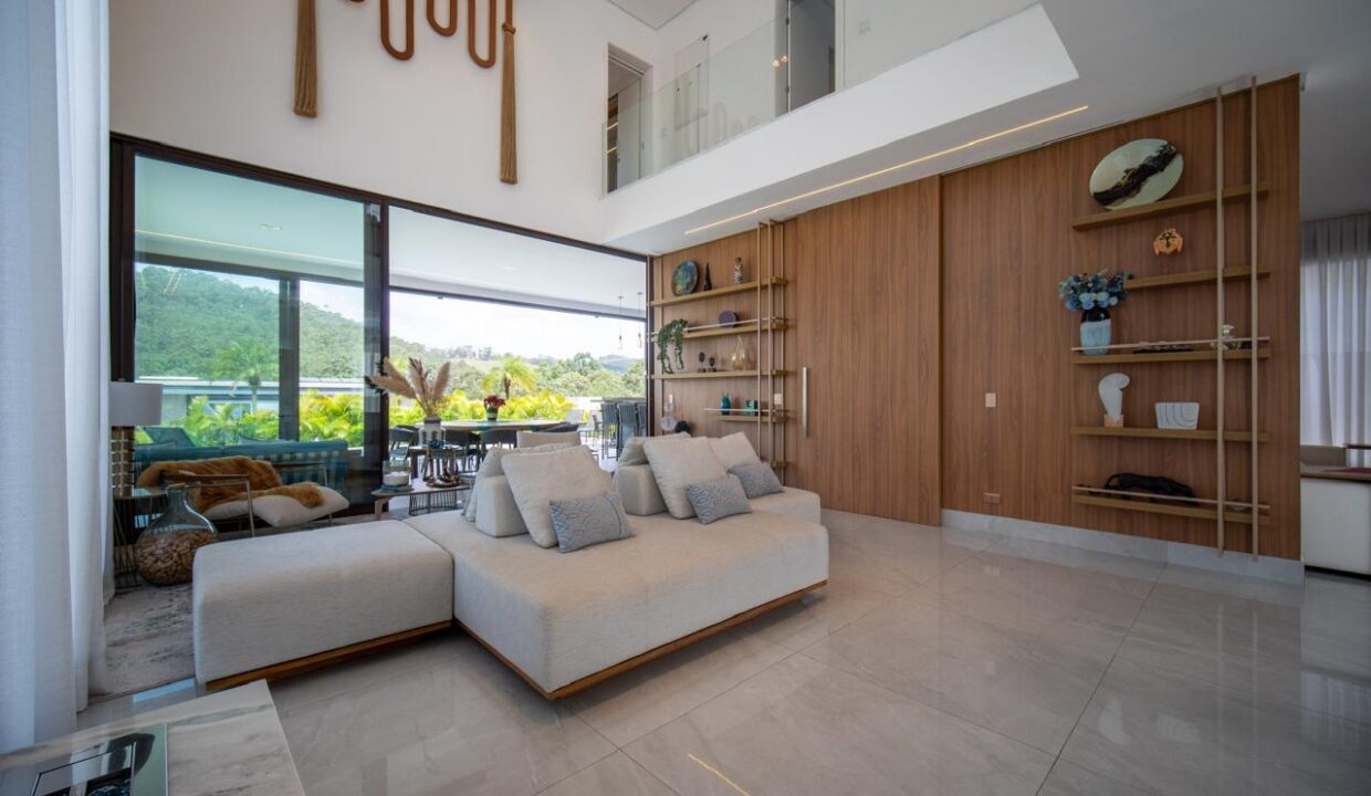 PHOTO-2025-12-09-22-42-08(35)