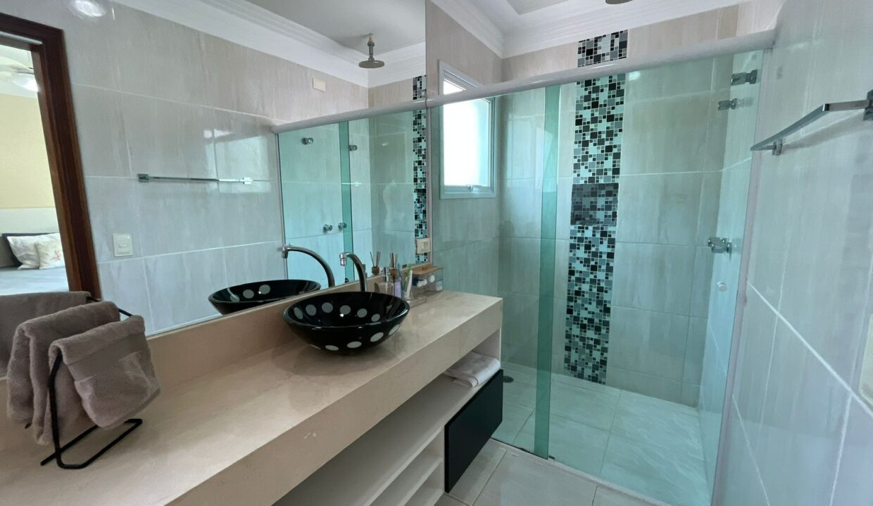 PHOTO-2025-12-11-22-11-45(19)