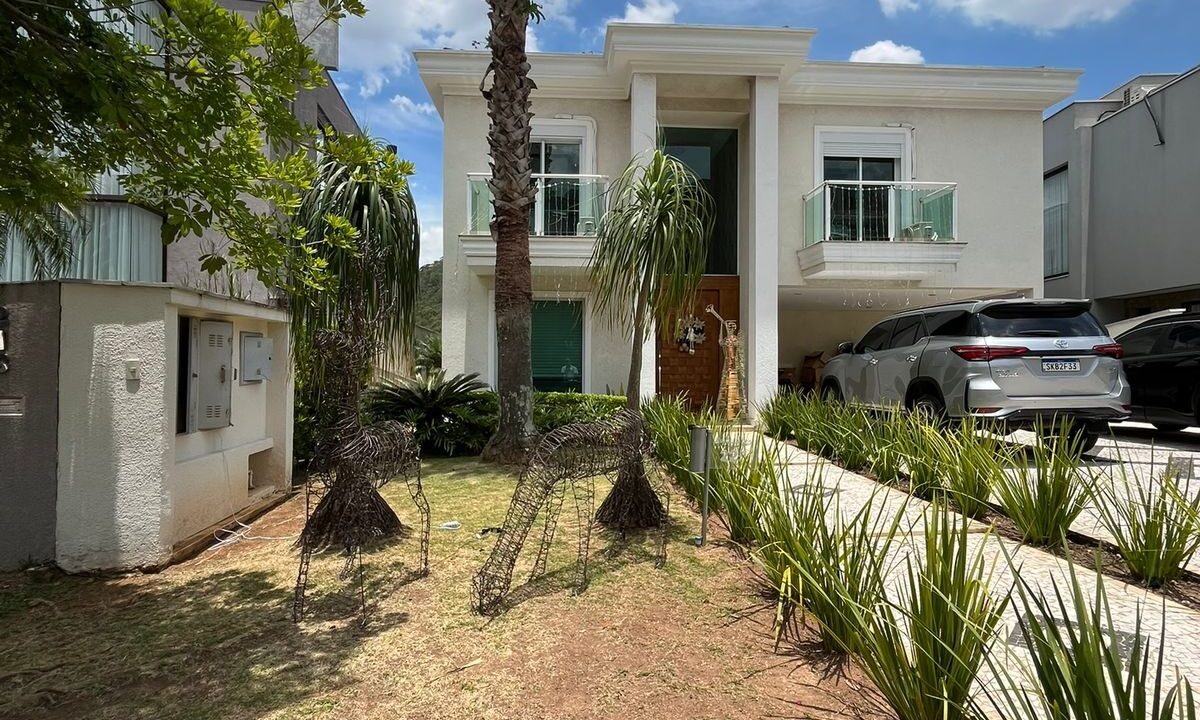 PHOTO-2025-12-11-22-11-45(34)