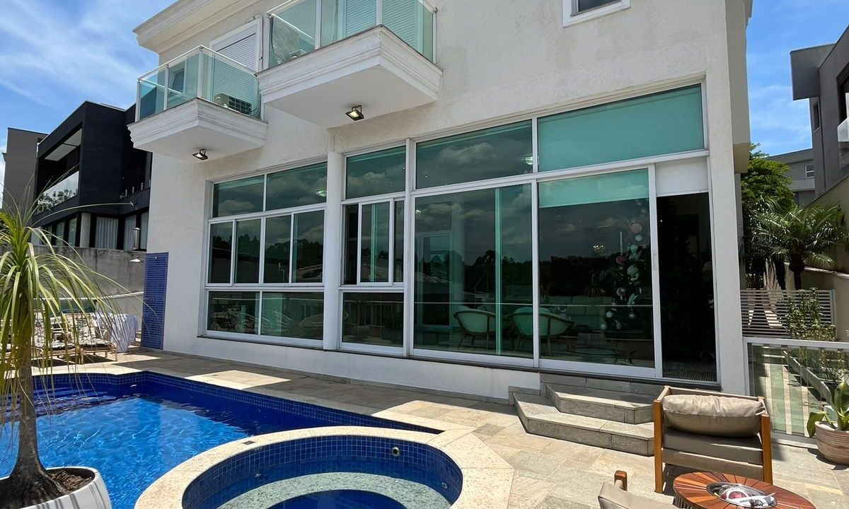 PHOTO-2025-12-11-22-11-45(8)