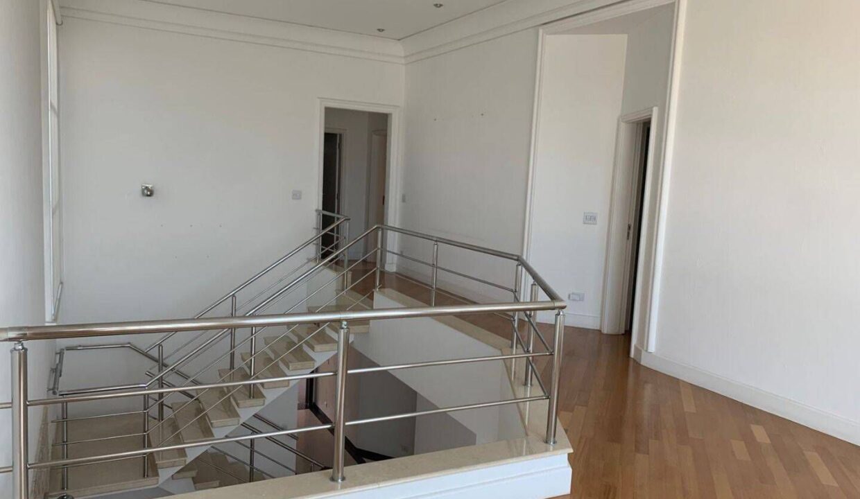 PHOTO-2026-01-10-22-06-15(7)