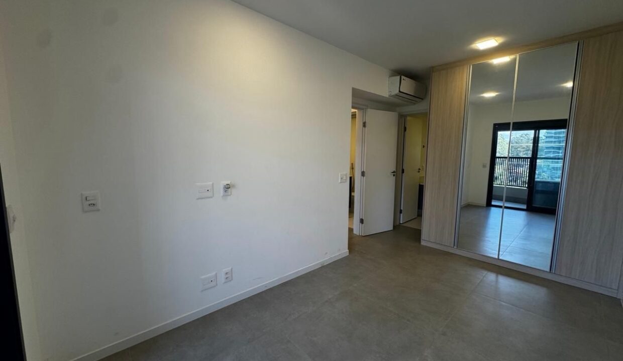 WhatsApp Image 2026-02-04 at 19.16.00 (1)