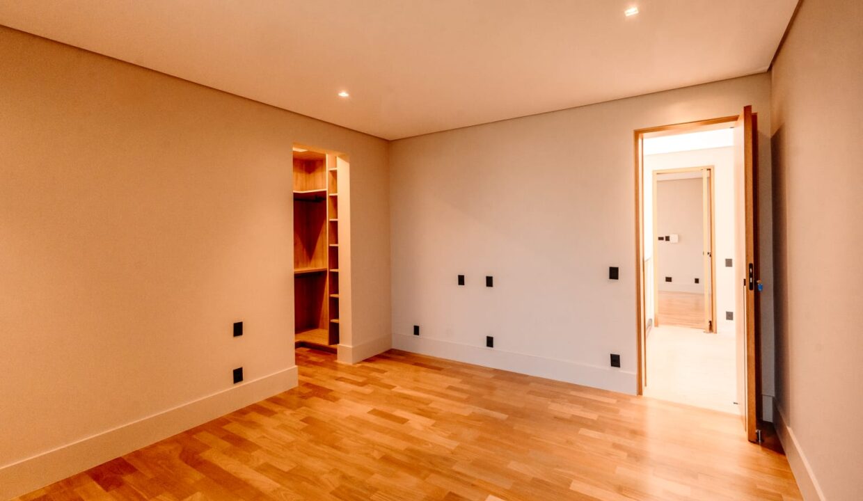 WhatsApp Image 2026-02-19 at 16.56.23